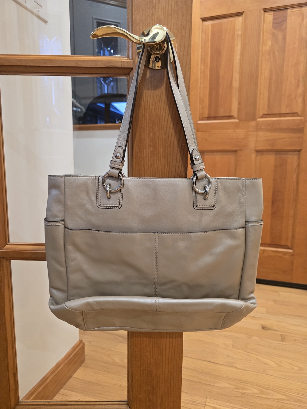 Coach Leather Tote Bag in Metalic Beige - Picture 4 of 6